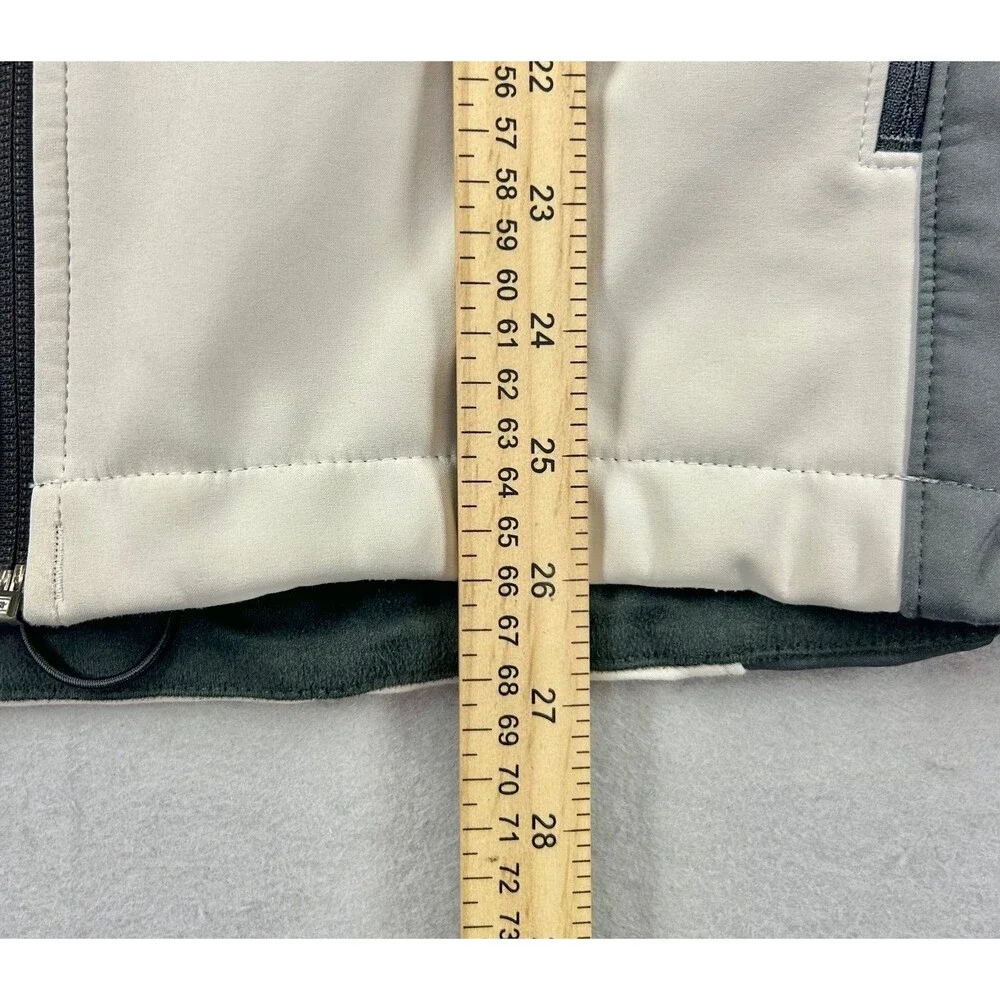 The North Face Men’s TNF APEX Full Zip Softshelll Jacket